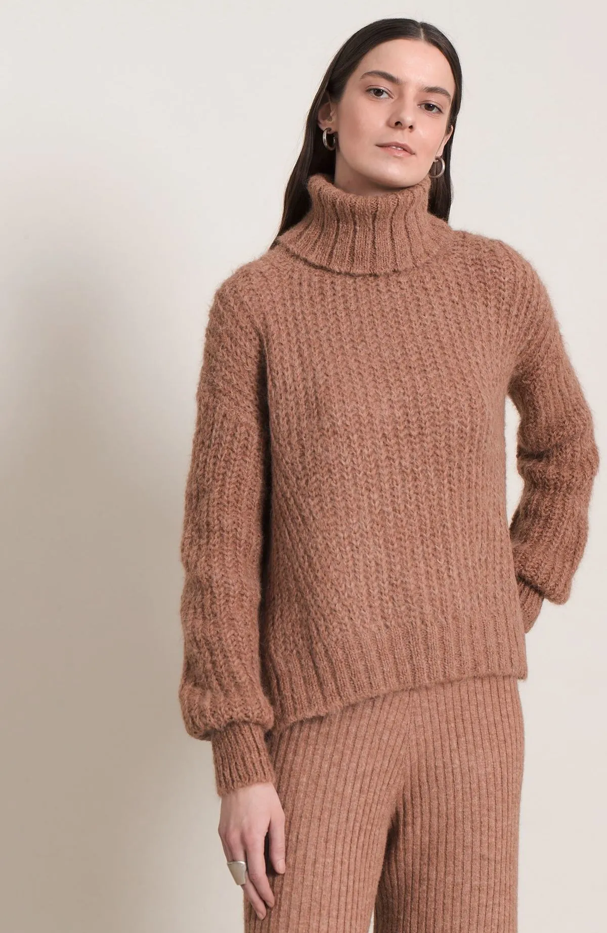 ALI SWEATER - CAMEL