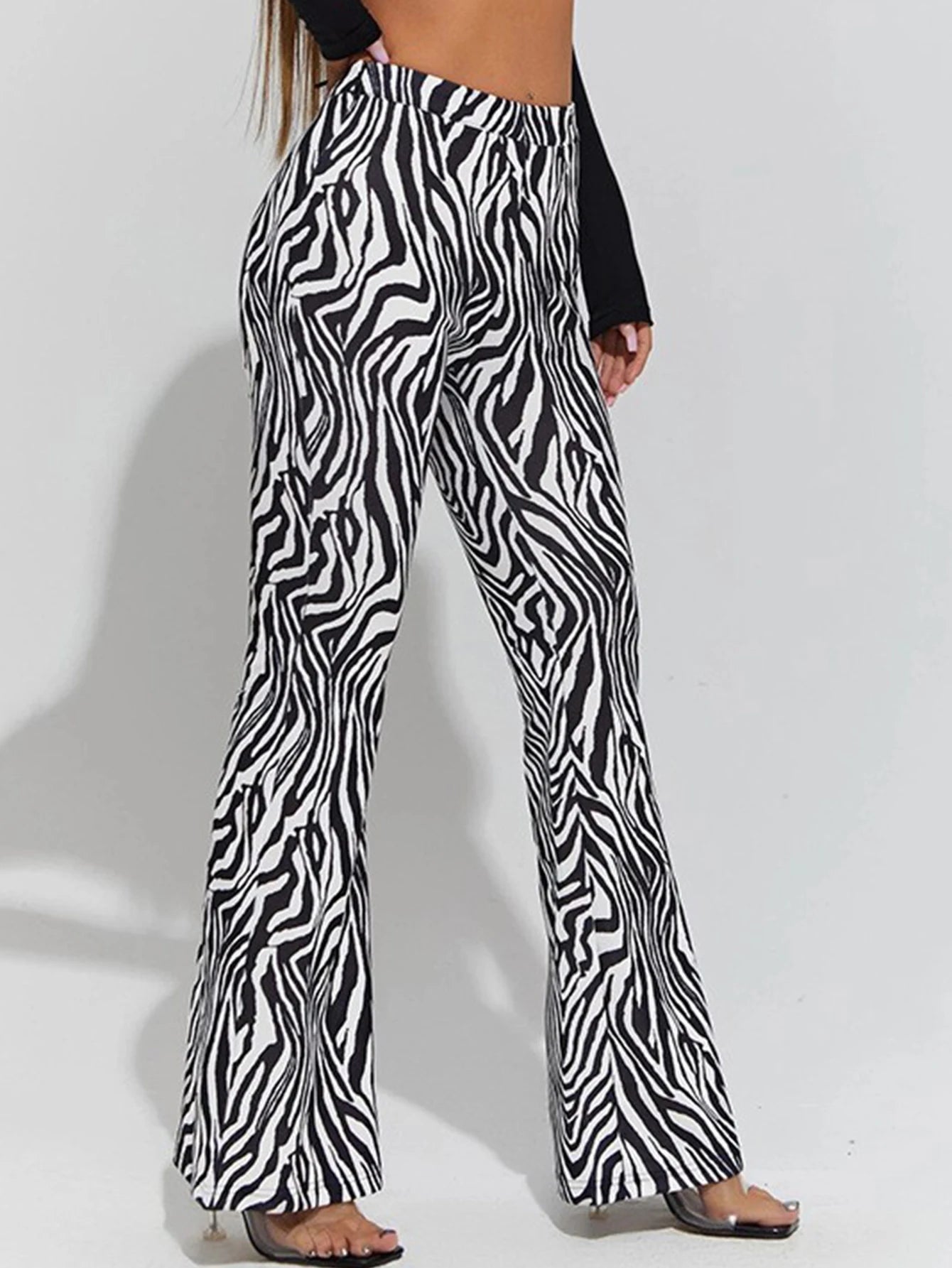 High-Waisted Zebra Print Wide Leg Pants - Perfect for Casual and Fashionable Wear