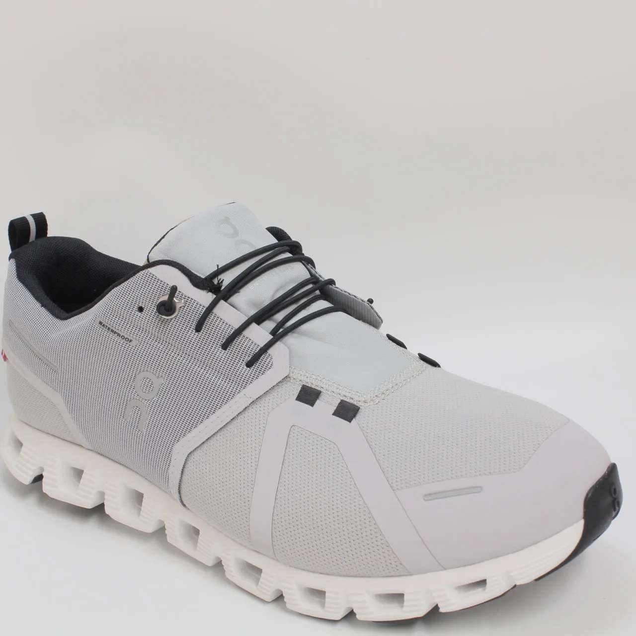 Mens On Running Cloud 5 Waterproof Glacier White Trainers