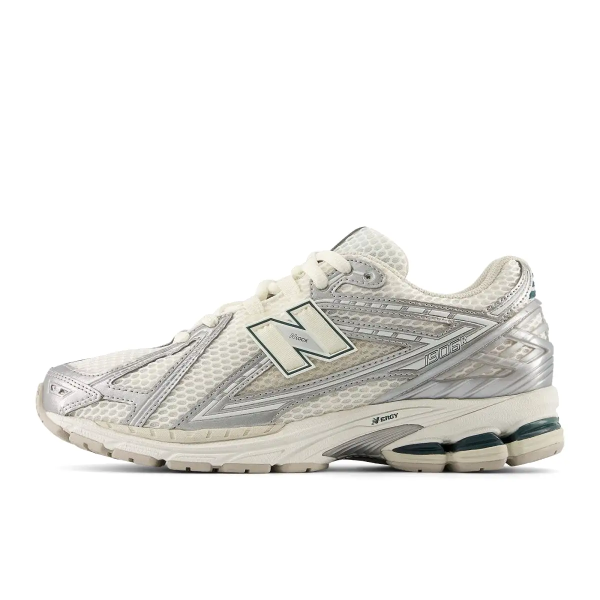 New Balance M1906REE Silver Metallic sneakers