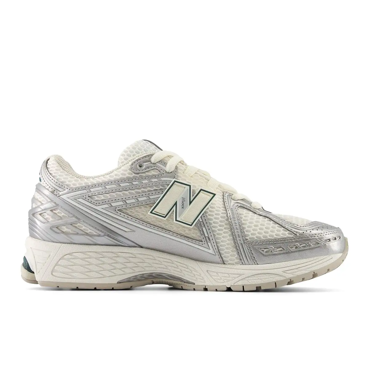 New Balance M1906REE Silver Metallic sneakers