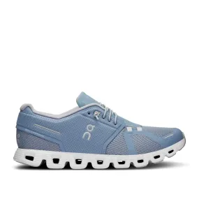 On Running - Cloud 5 Trainers in Chambray/White