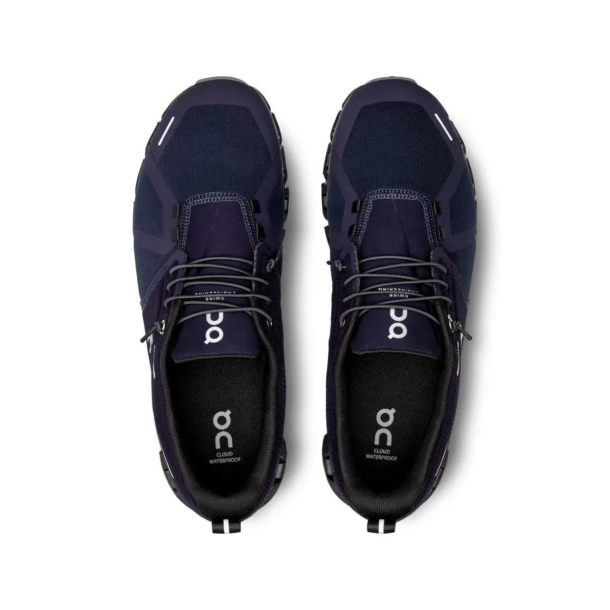 On Running - Cloud 5 Waterproof Trainers in Midnight/Magnet