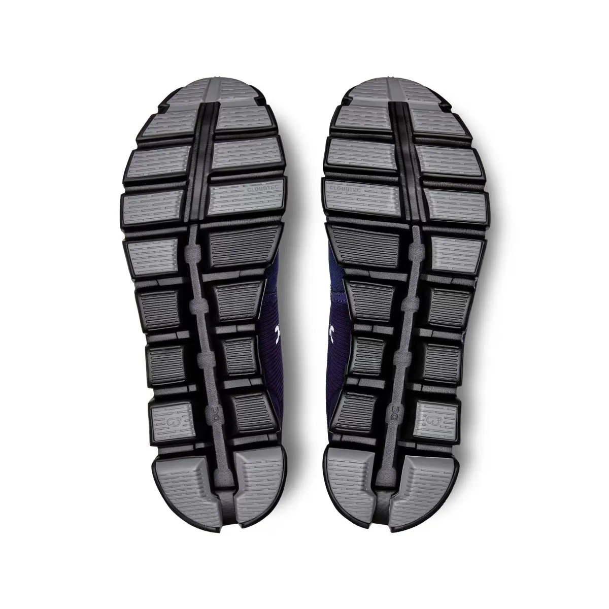 On Running - Cloud 5 Waterproof Trainers in Midnight/Magnet