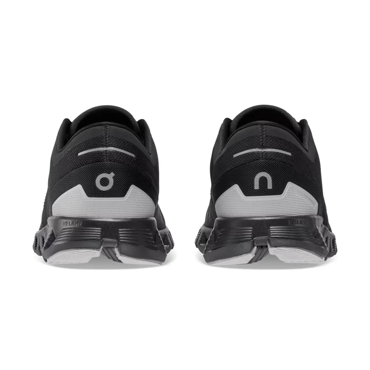 On Running - Cloud X 3 Trainer in Black