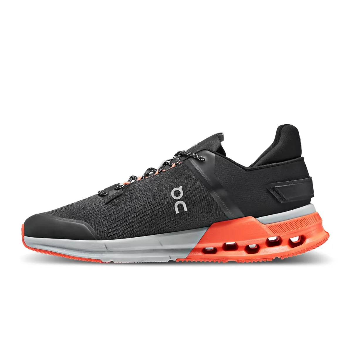 On Running - Cloudnova Flux Trainers in Black/Flame