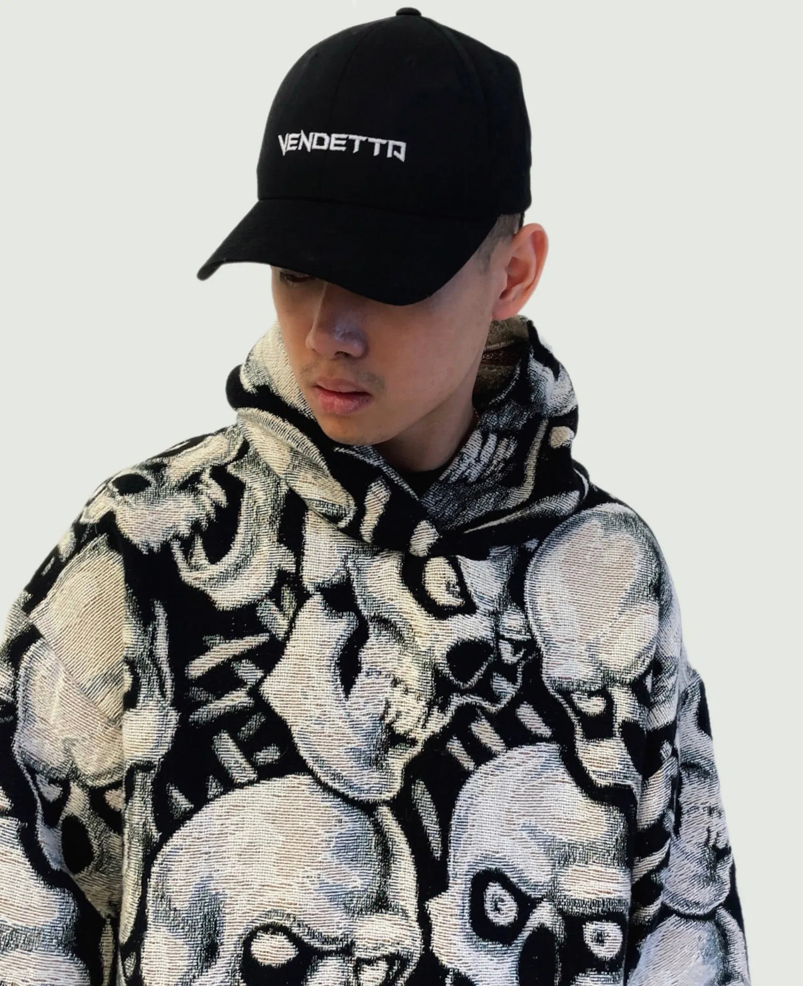 VA-AW22-468 SKULL PILE FULL TAPESTRY HOODIE