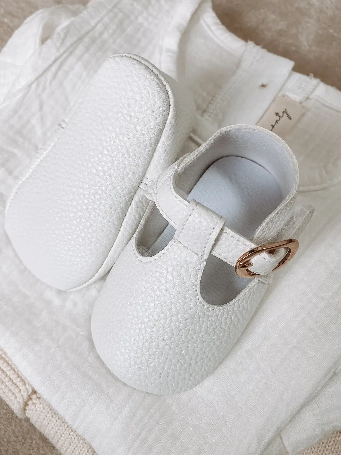 White Leatherette Textured Pram Shoes