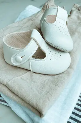 White Matte Pram Shoes