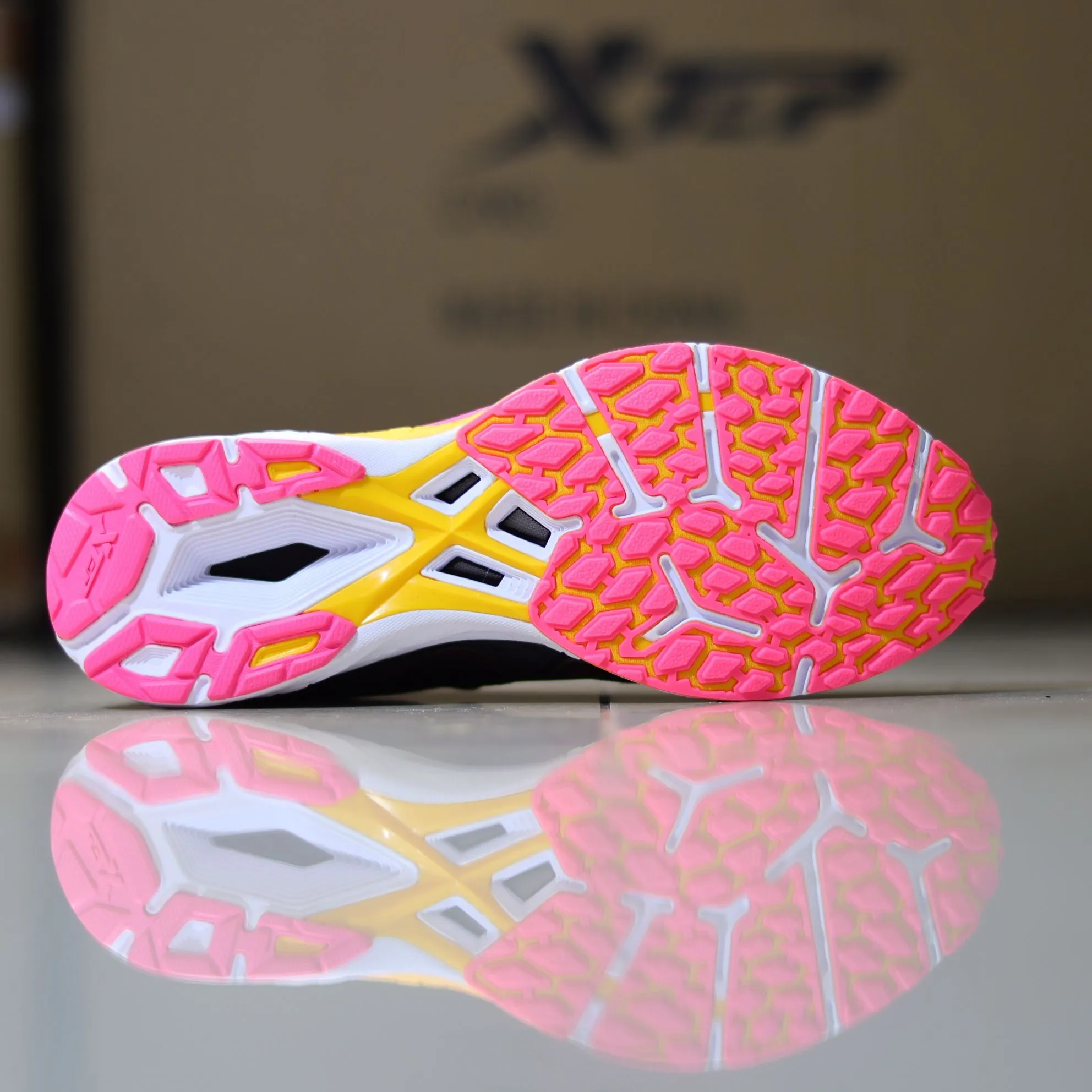 X34 - Women's Speed Running Shoe By Xtep